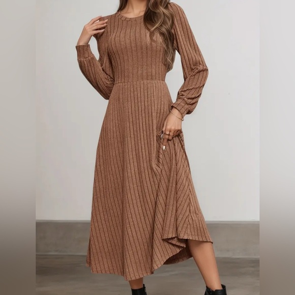 Elegant Brown Ribbed Knit Dress - Picture 4 of 7